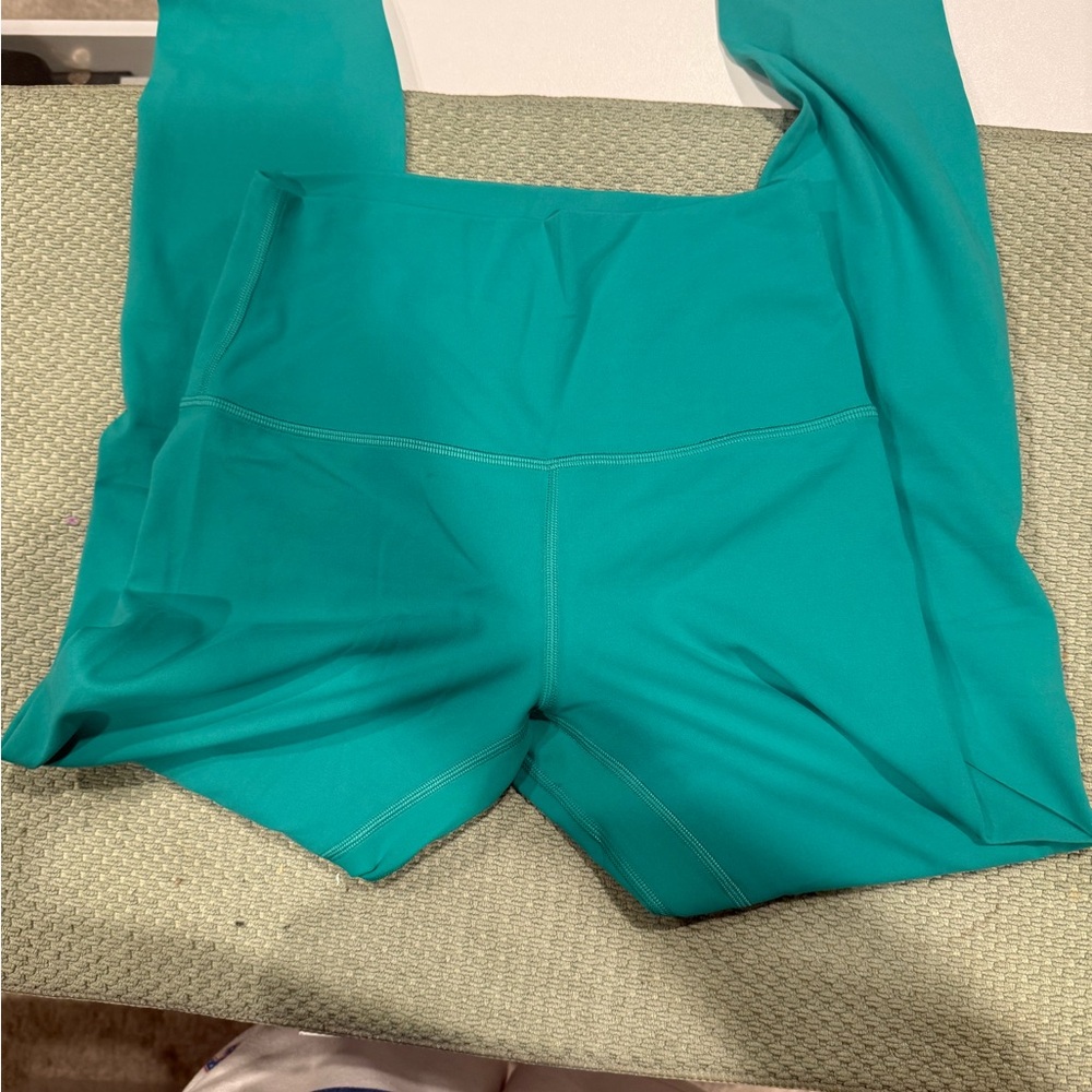 Lululemon Athletica green Leggings. NWT. 25”